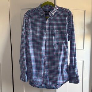Vineyard Vines Men's Blue and Pink Plaid - Classic Fit Tucker Shirt